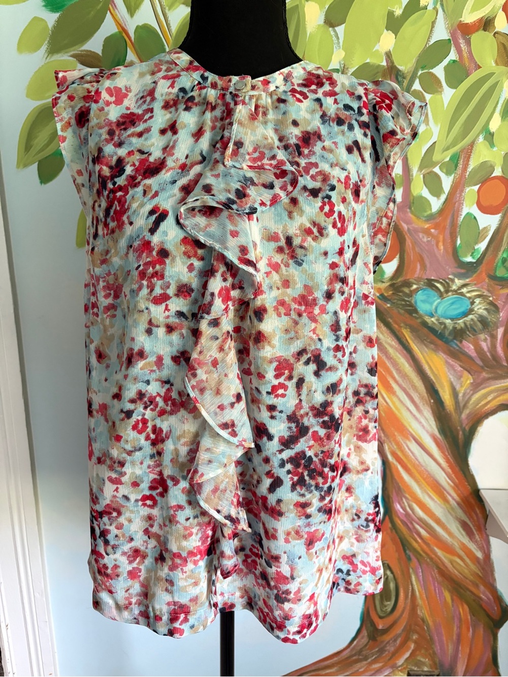DKNY watercolor ruffle sleeveless top, size large, excellent condition